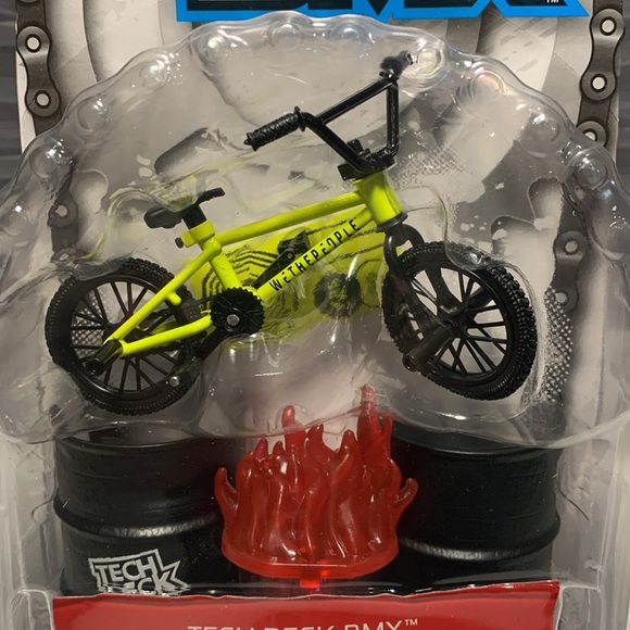 Tech Deck BMX Freestyle Bike NEW By Spinmaster Wethepeople yellow W/Flame Jump - Picture 3 of 8